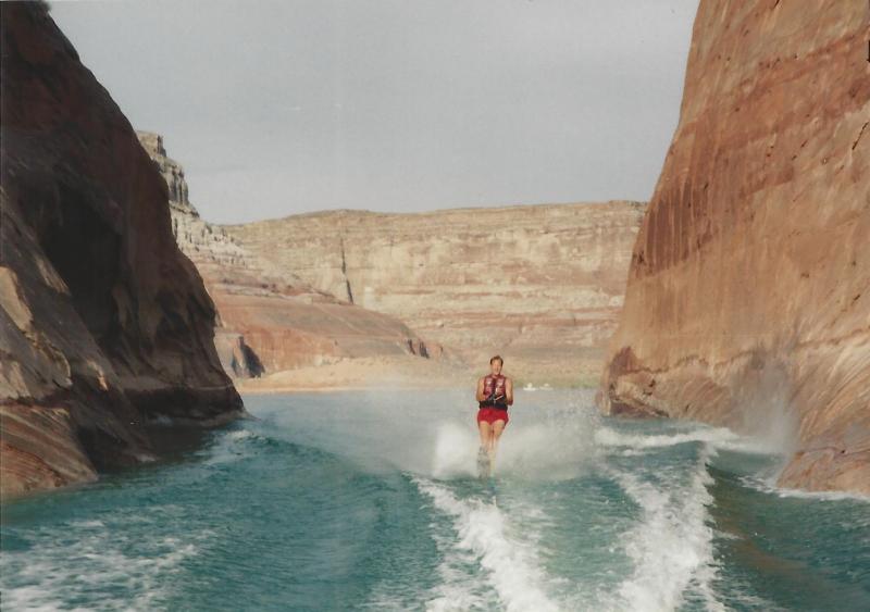 Name:  1998-08 Lake Powell With Becky and Jake-46.jpg
Views: 7248
Size:  48.7 KB